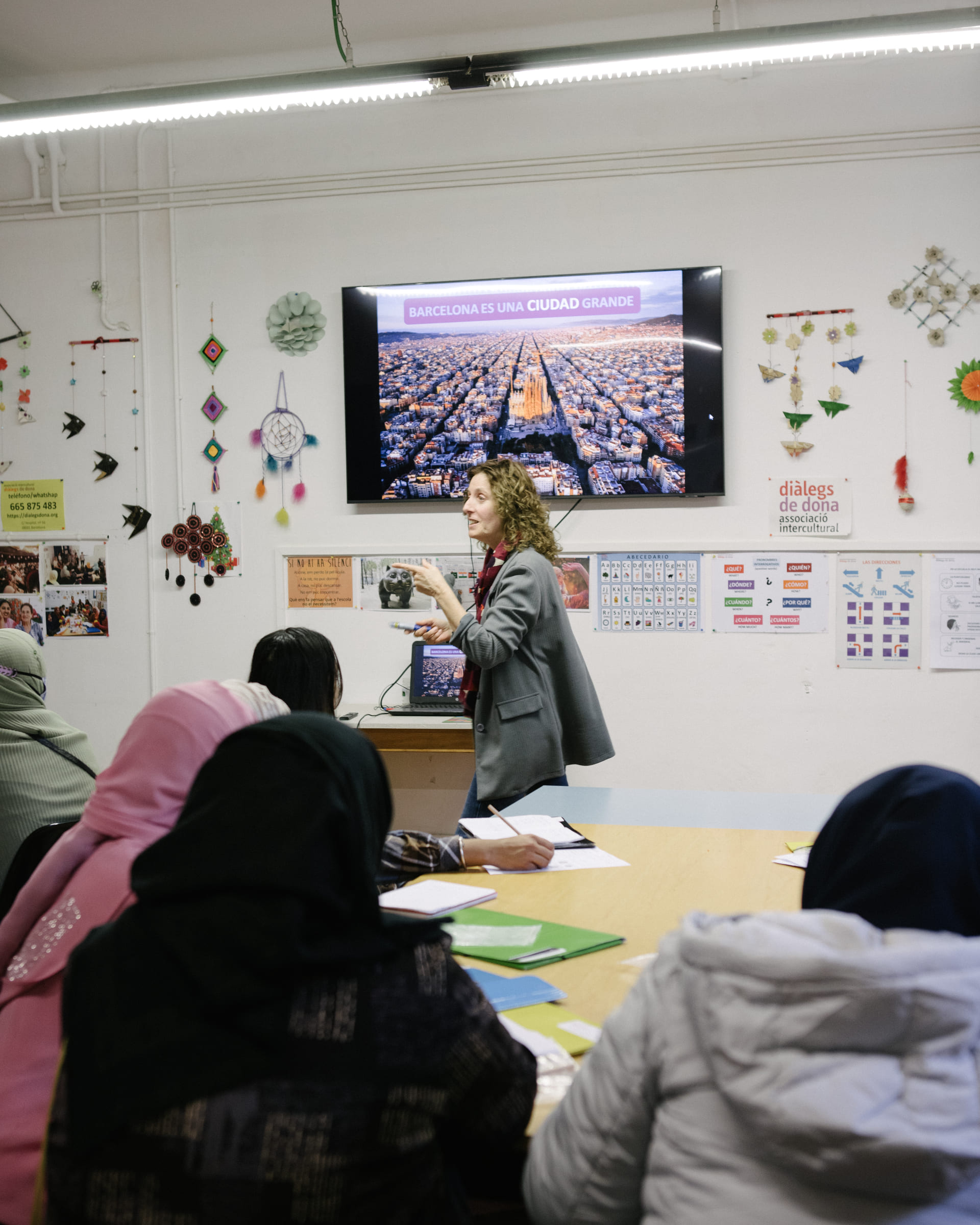 Promoting the integration and intercultural dialogue of immigrant women with the local community in Barcelona